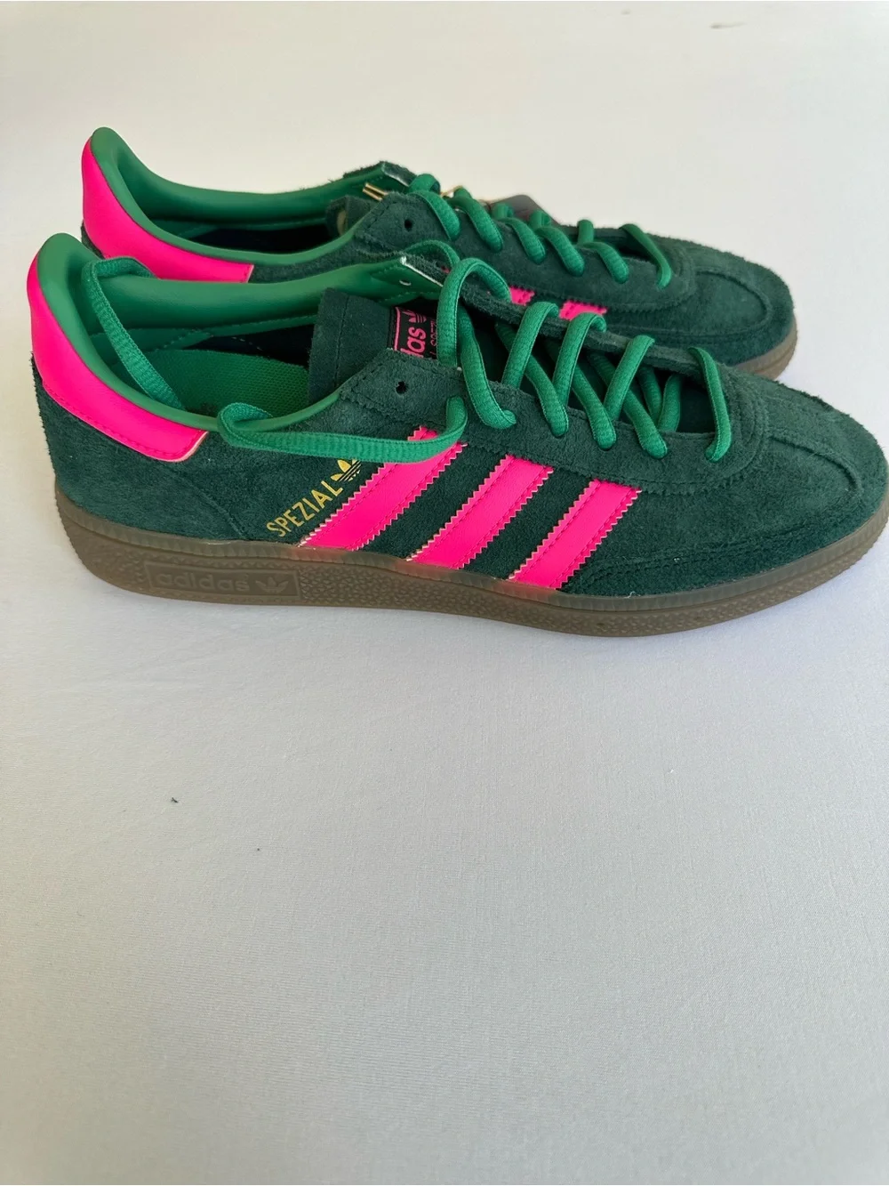 Adidas Spezial Dark Green Suede Sneakers with Hot Pink Stripes Sz 7.5